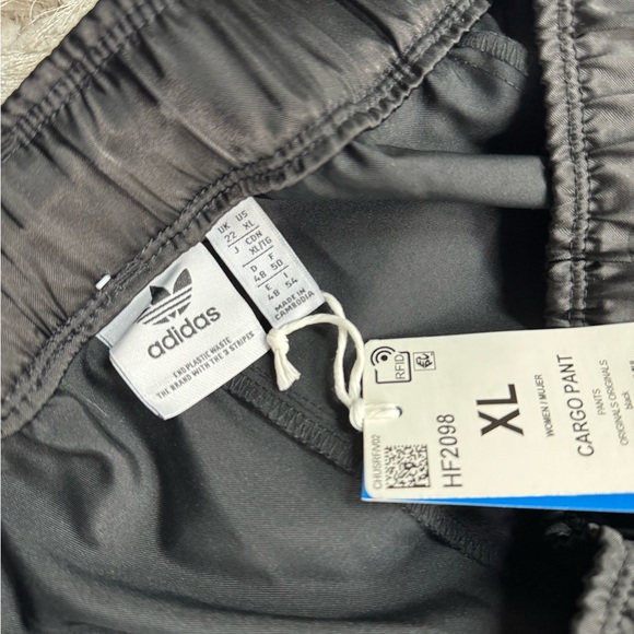 Adidas Parachute Pant Black XL NWT - Picture 7 of 8